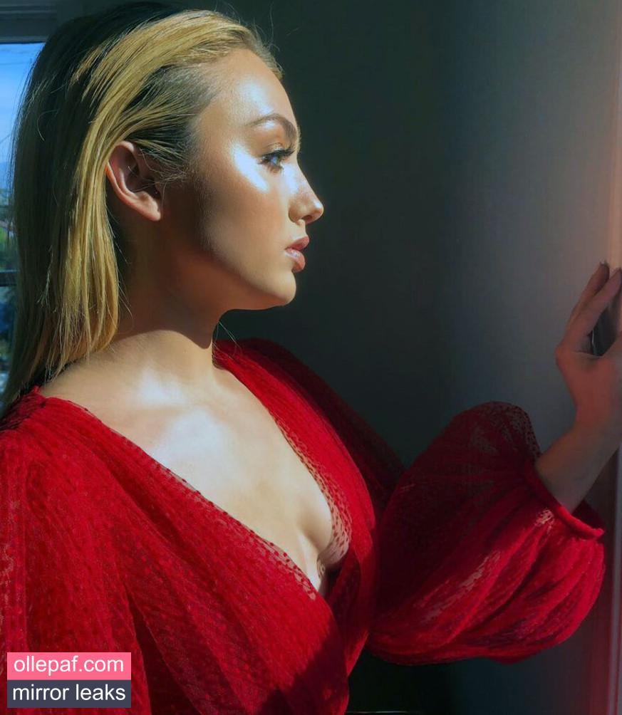 Latest Leaks Peyton List Nude #318 - Fapello