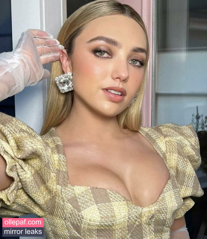 Latest Leaks Peyton List Nude #386 - Fapello