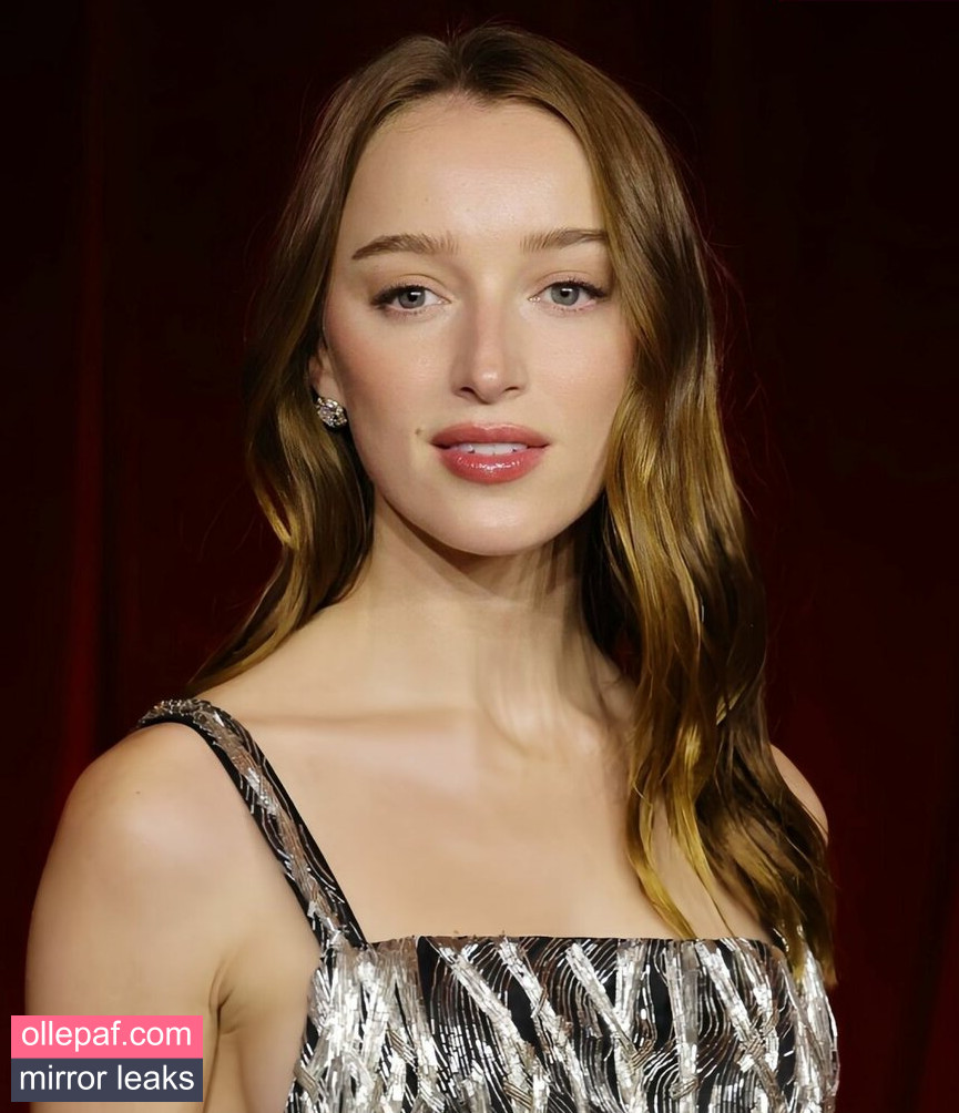 Phoebe Dynevor Nude Leaks OnlyFans #33 - Fapello