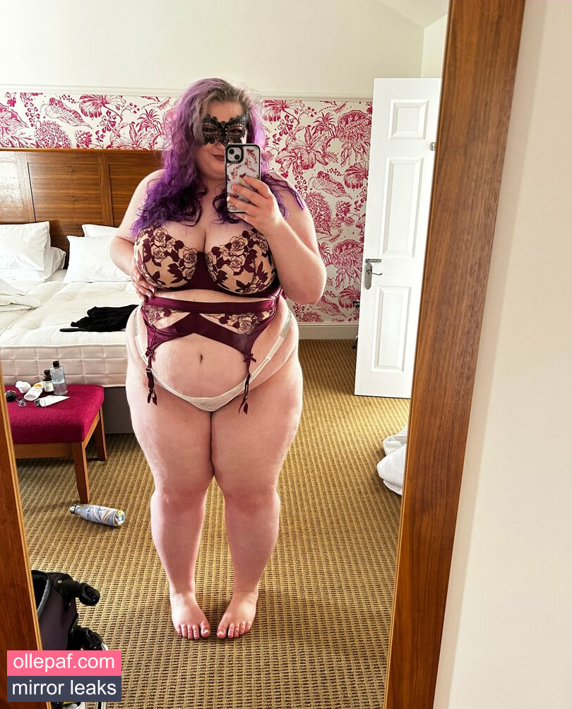 Latest Leaks phoebeswaitingroom Nude #40 - Fapello