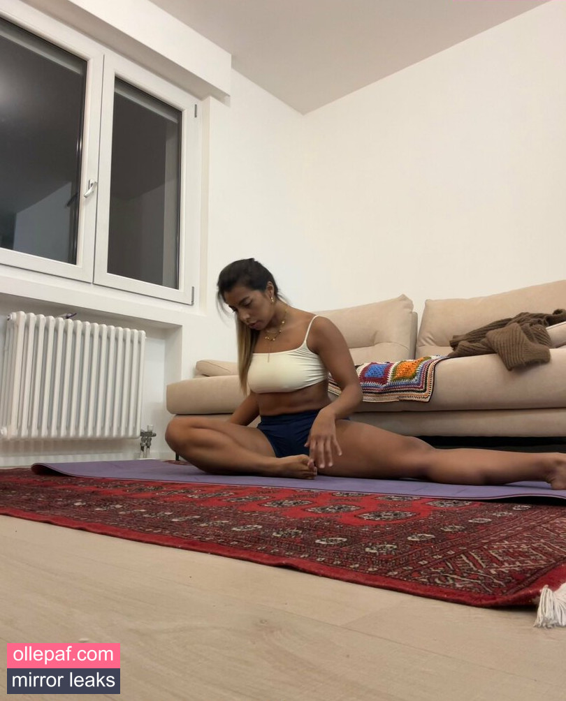 pollycardova Nude Leaks OnlyFans - Fapello