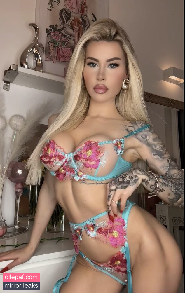 Latest Leaks Princess Léonie Alwine Nude #3 - Fapello