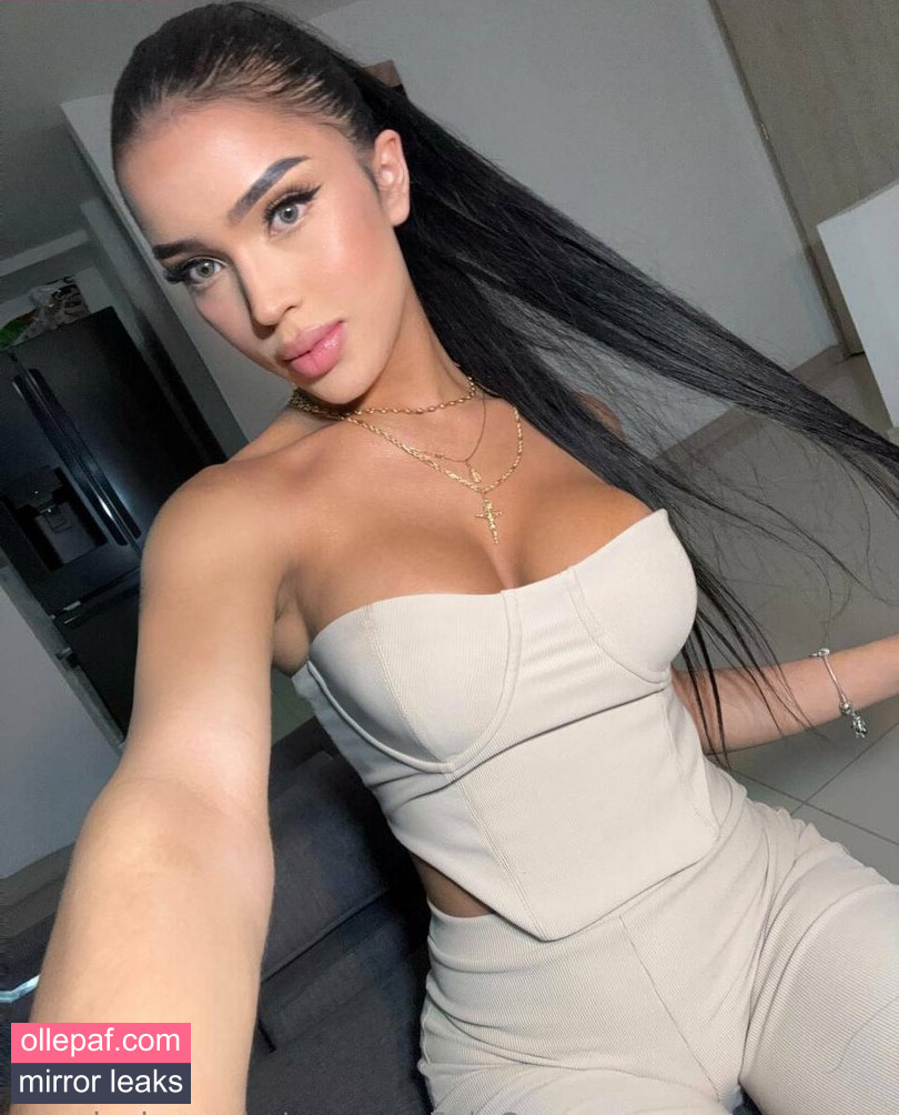 Latest Leaks princesslucianaa Nude #2 - Fapello