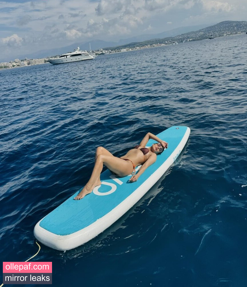 Latest Leaks Priyanka Chopra Nude #3 - Fapello