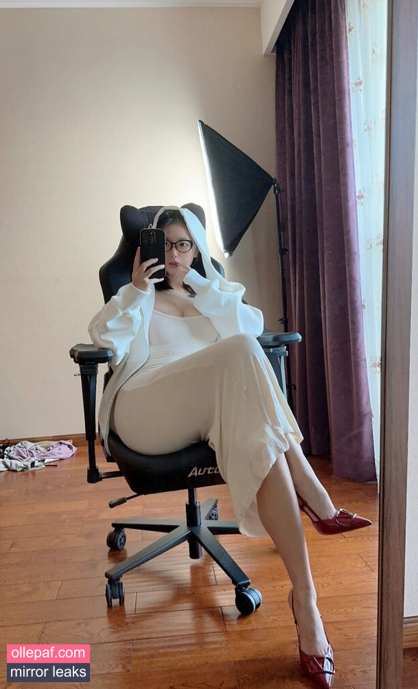 Latest Leaks QiaoniuTT Nude #804 - Fapello
