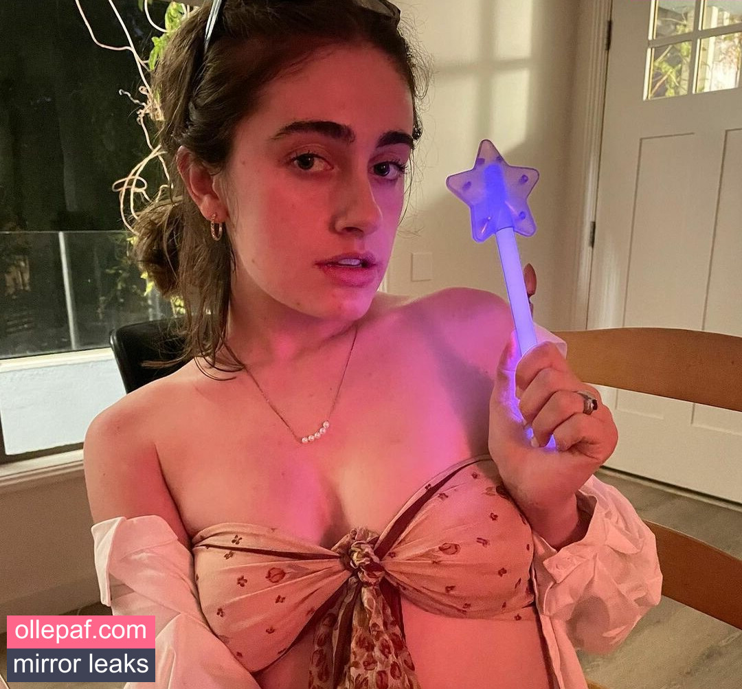 Rachel Anne Sennott Nude Leaks OnlyFans #534 - Fapello