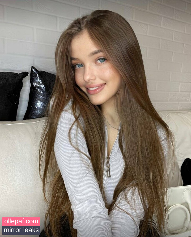 Latest Leaks Create and Fuck your AI Girlfriend 💦 Nude #18 - Fapello