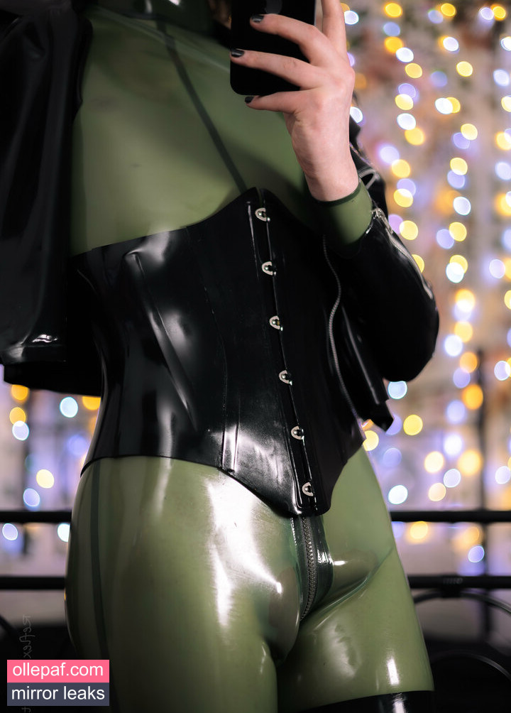 Latest Leaks reflexion_latex Nude #9 - Fapello