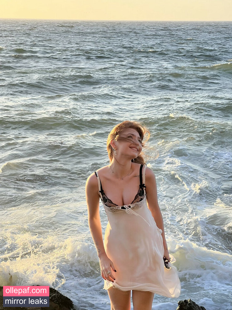 Latest Leaks Renatarii Nude #486 - Fapello