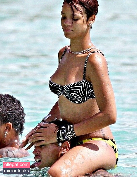 Latest Leaks Rihanna Nude #14 - Fapello