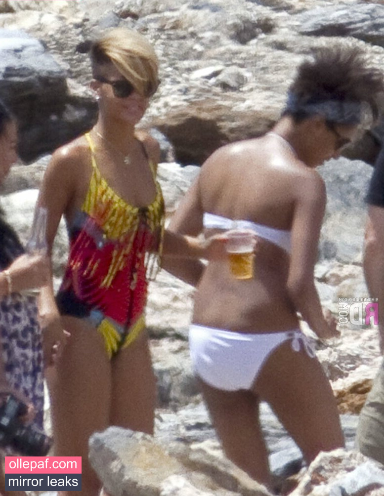 Latest Leaks Rihanna Nude #1316 - Fapello