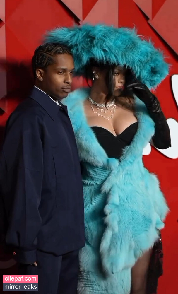 Latest Leaks Rihanna Nude #300 - Fapello