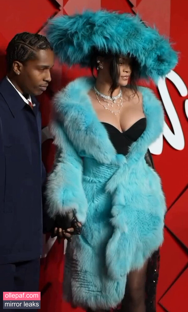 Latest Leaks Rihanna Nude #301 - Fapello