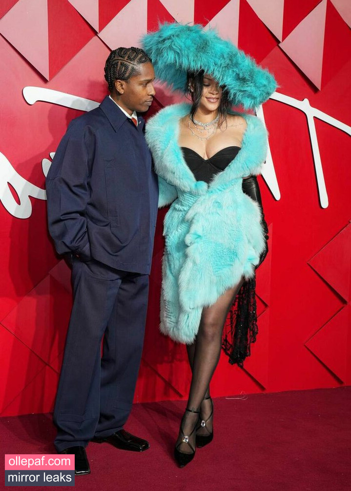 Latest Leaks Rihanna Nude #334 - Fapello
