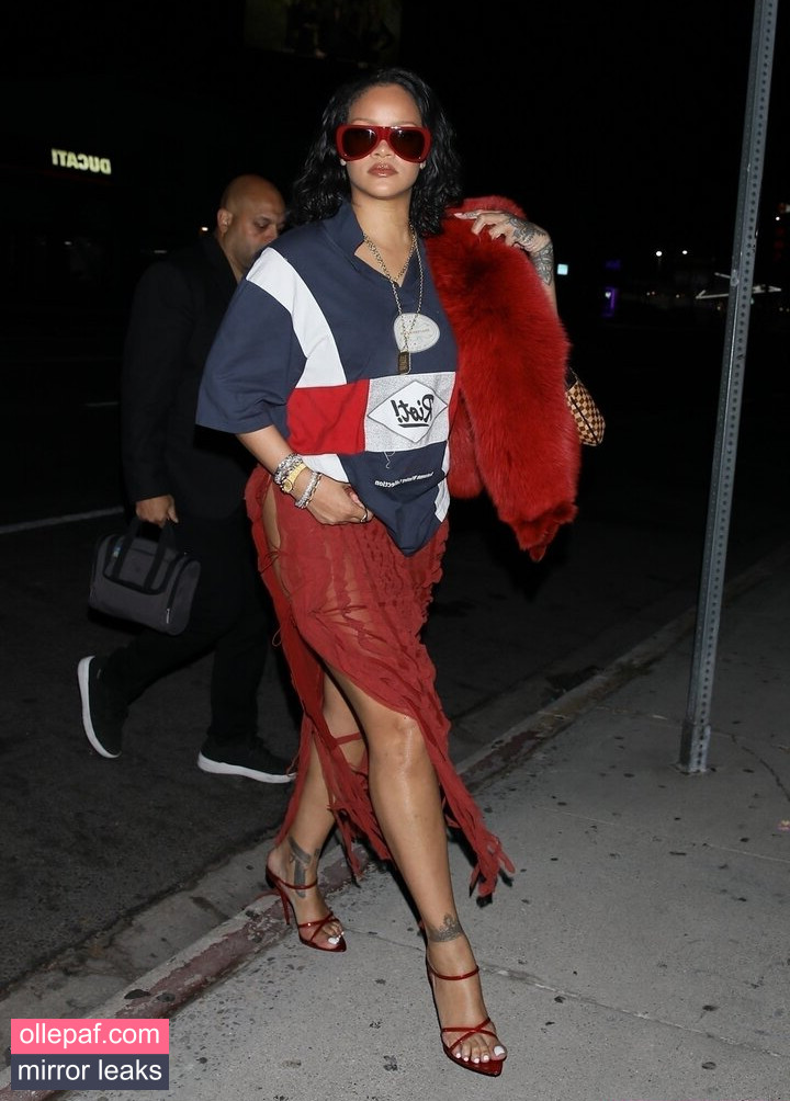 Latest Leaks Rihanna Nude #344 - Fapello