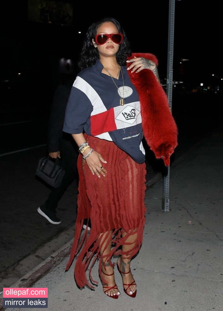 Latest Leaks Rihanna Nude #345 - Fapello