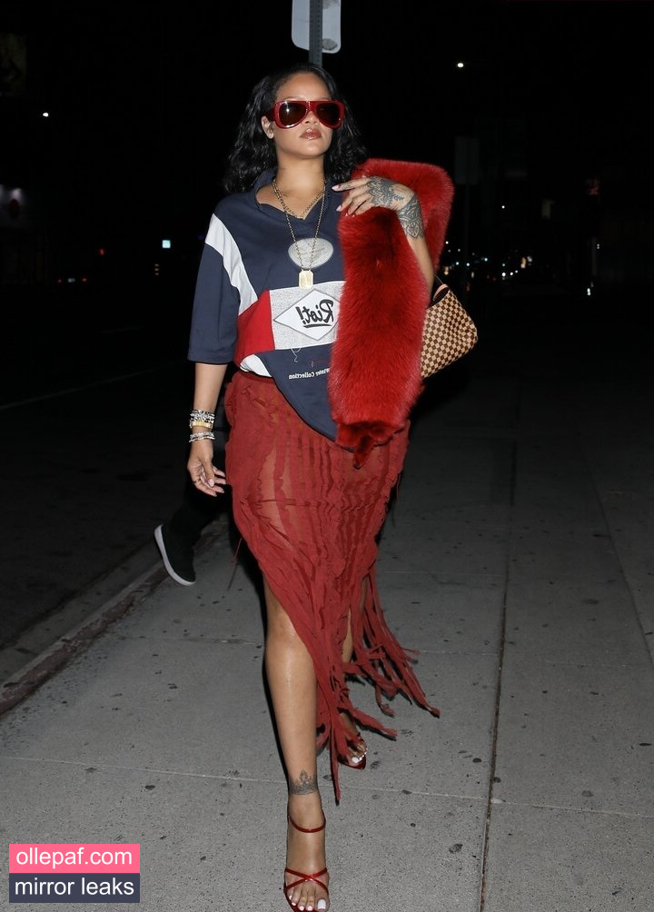 Latest Leaks Rihanna Nude #348 - Fapello