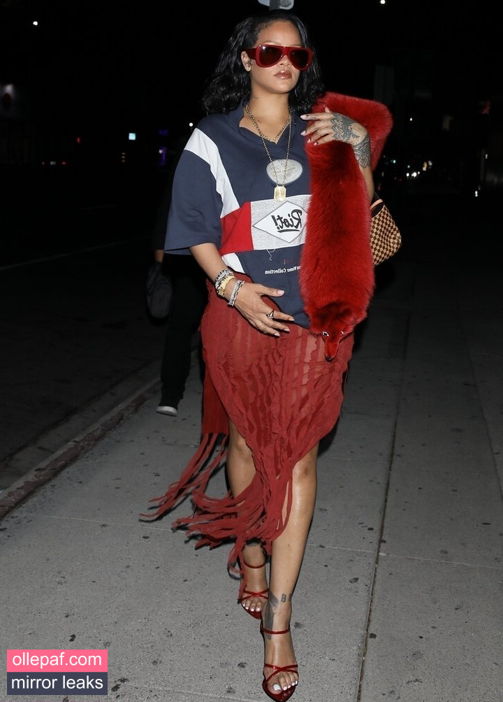 Latest Leaks Rihanna Nude #349 - Fapello