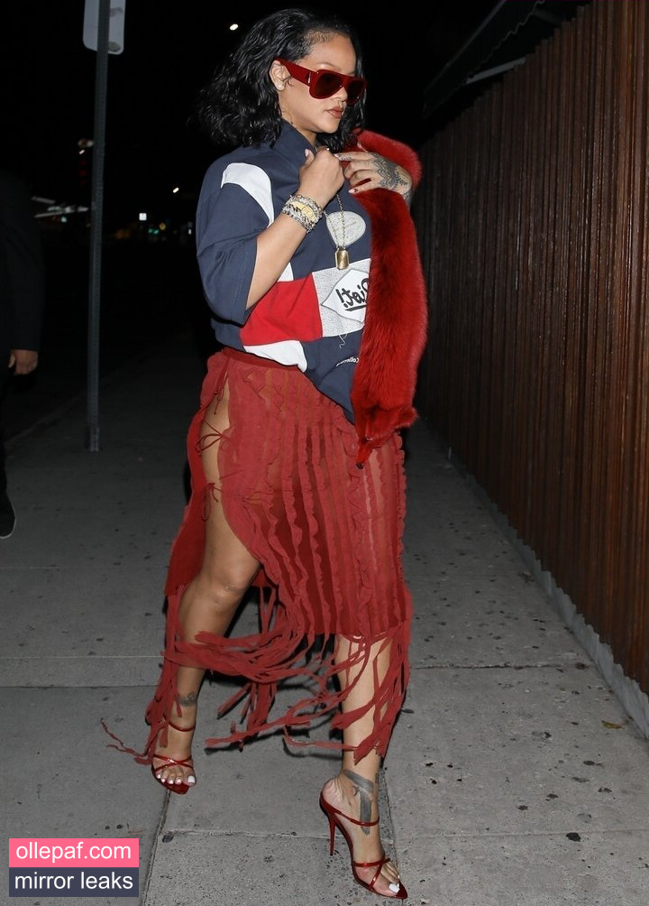 Latest Leaks Rihanna Nude #356 - Fapello