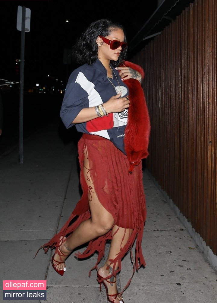 Latest Leaks Rihanna Nude #357 - Fapello