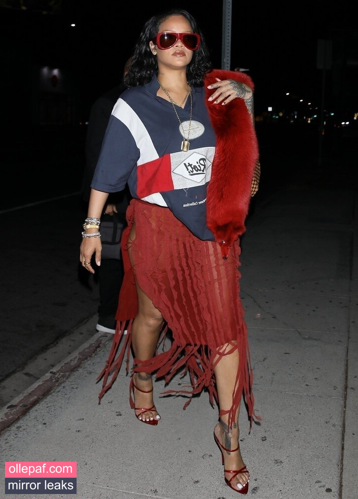 Latest Leaks Rihanna Nude #358 - Fapello