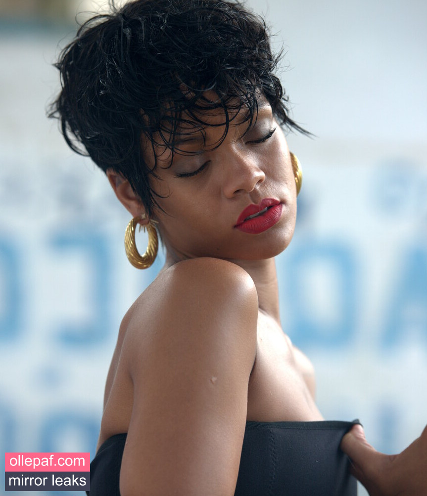 Latest Leaks Rihanna Nude #49 - Fapello
