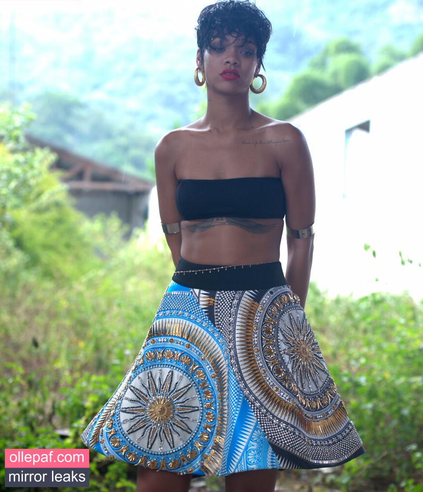 Latest Leaks Rihanna Nude #51 - Fapello