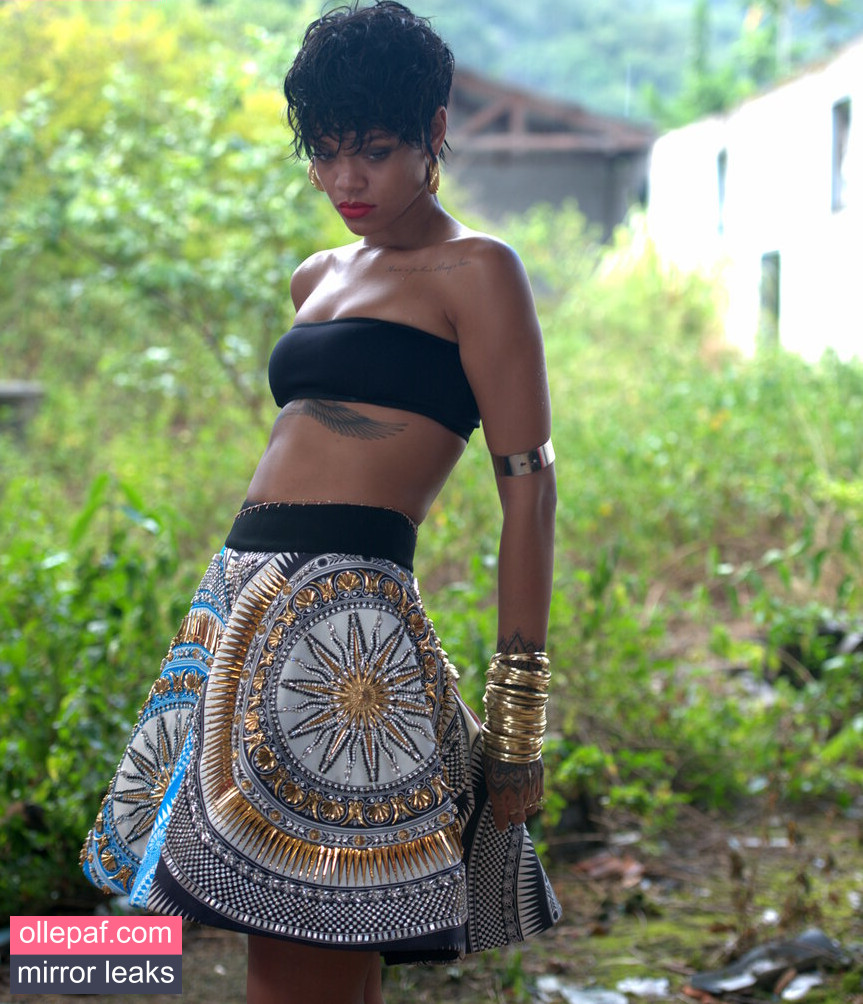 Latest Leaks Rihanna Nude #52 - Fapello