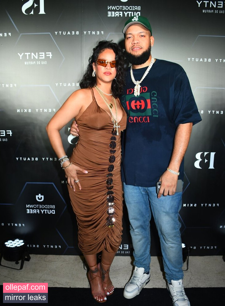 Latest Leaks Rihanna Nude #519 - Fapello