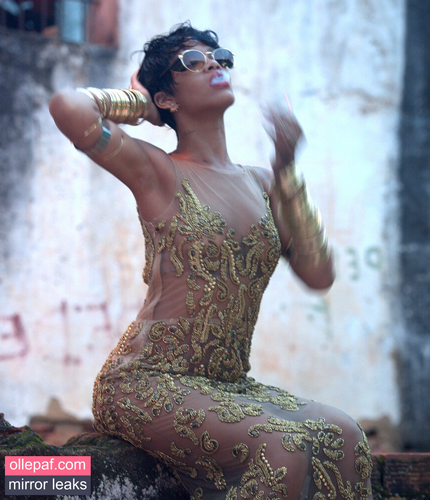 Latest Leaks Rihanna Nude #66 - Fapello