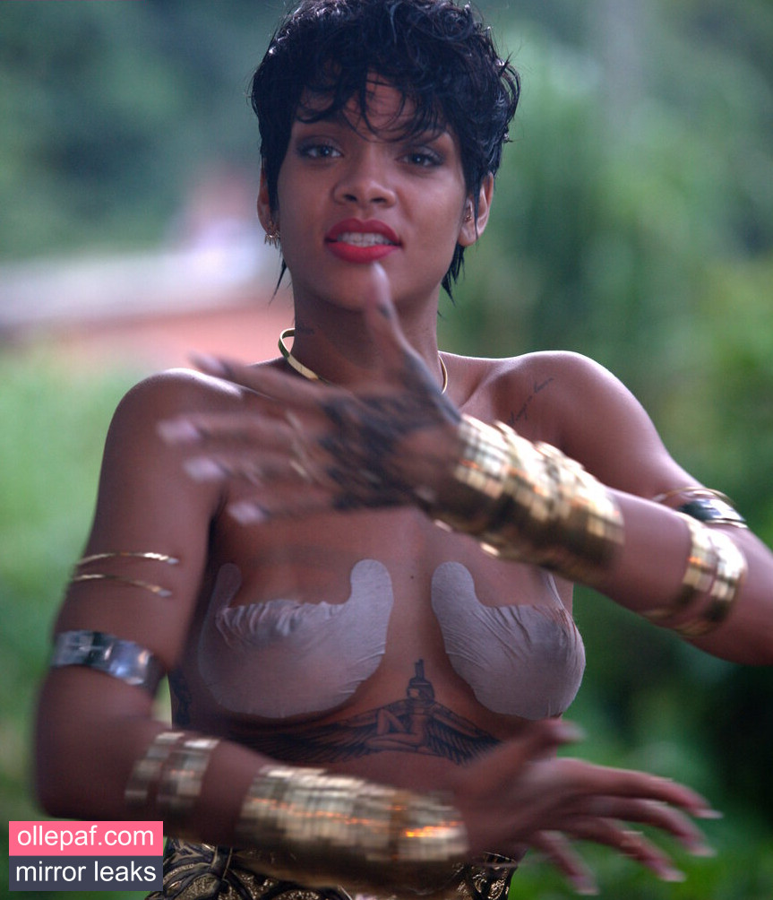 Latest Leaks Rihanna Nude #71 - Fapello