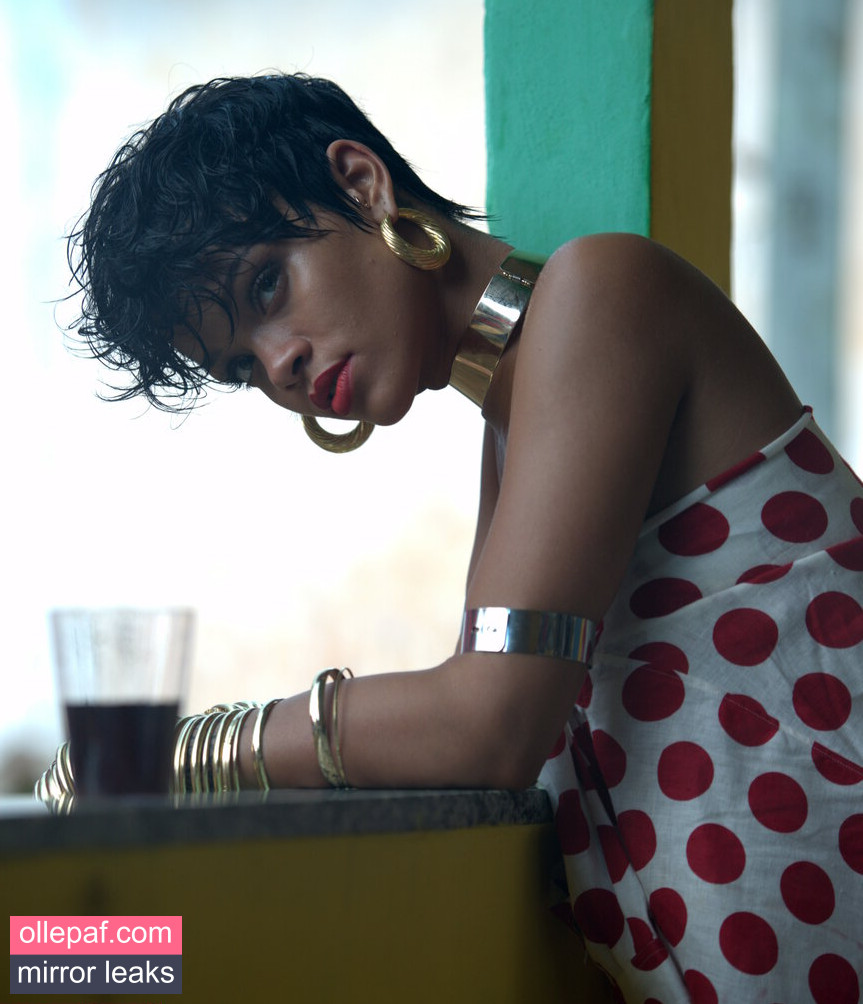 Latest Leaks Rihanna Nude #86 - Fapello