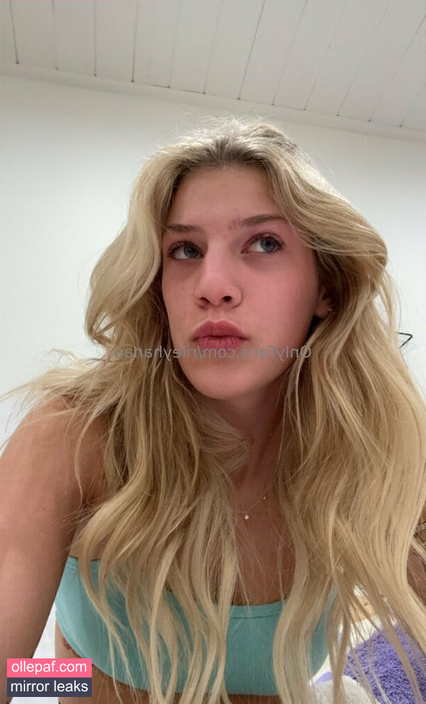 Latest Leaks rileyhanaa Nude #7 - Fapello