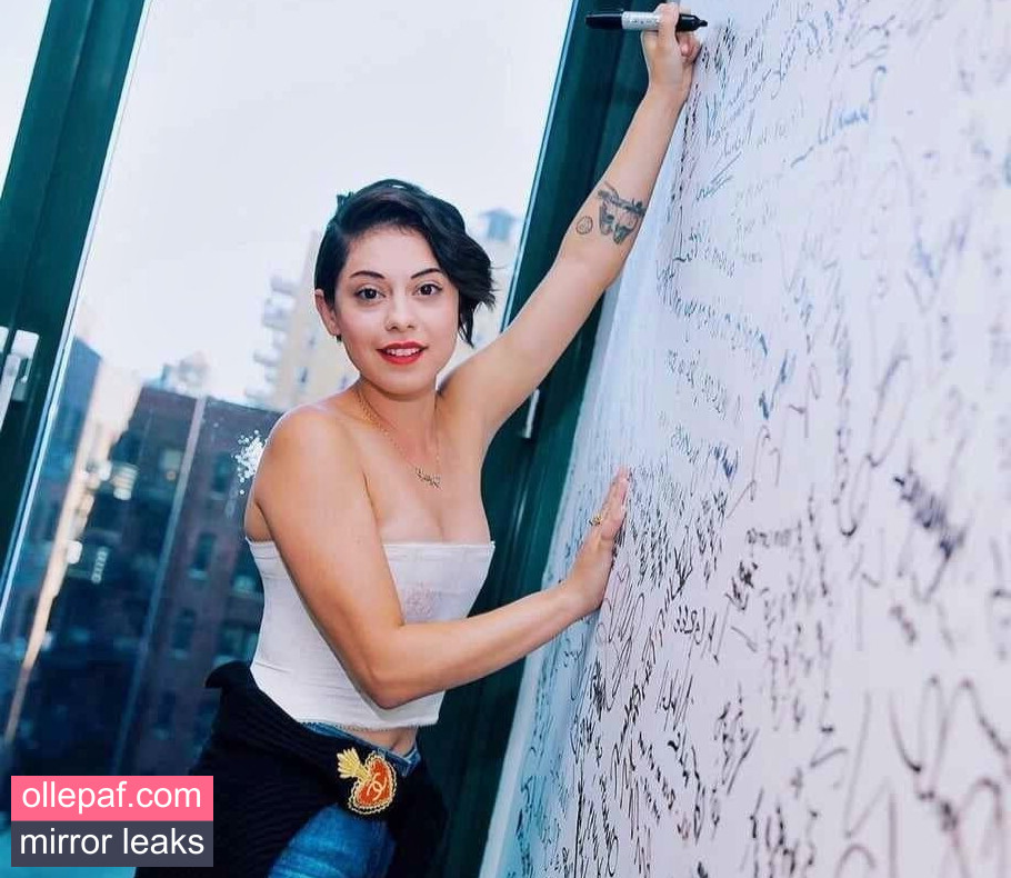 Latest Leaks Rosa Salazar Nude #2 - Fapello