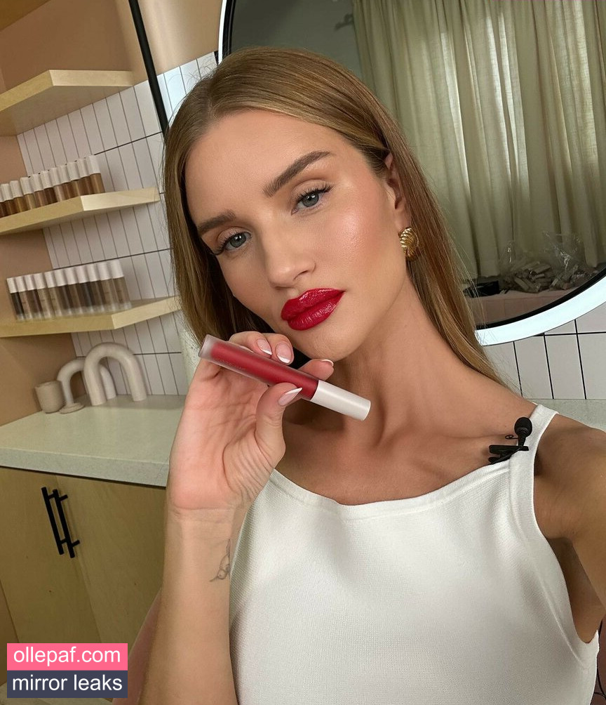 Rosie Huntington-Whiteley Nude Leaks OnlyFans #1140 - Fapello