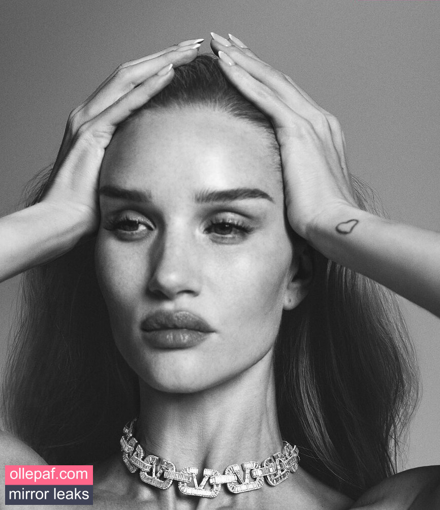 Rosie Huntington-Whiteley Nude Leaks OnlyFans #1163 - Fapello