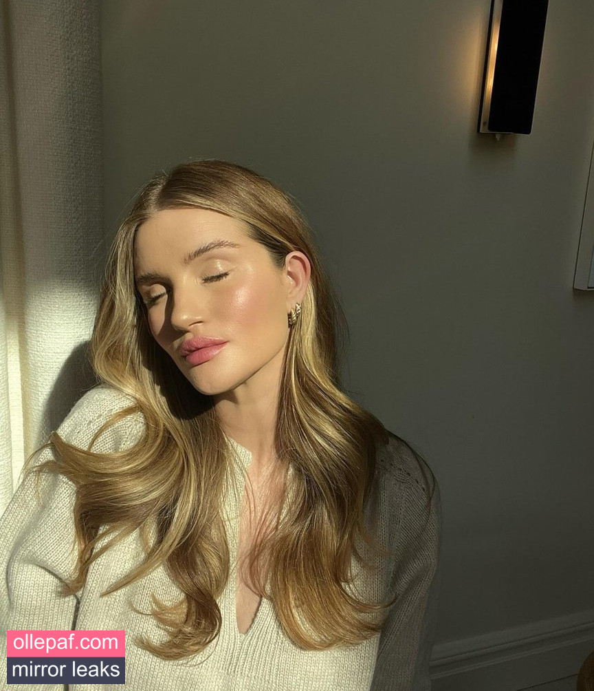 Rosie Huntington-Whiteley Nude Leaks OnlyFans #1283 - Fapello