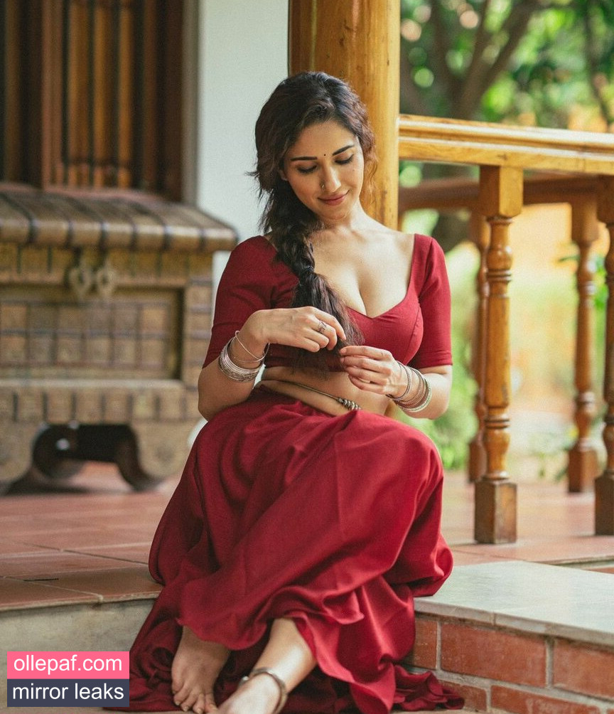 Latest Leaks Ruhani Sharma Nude #3 - Fapello