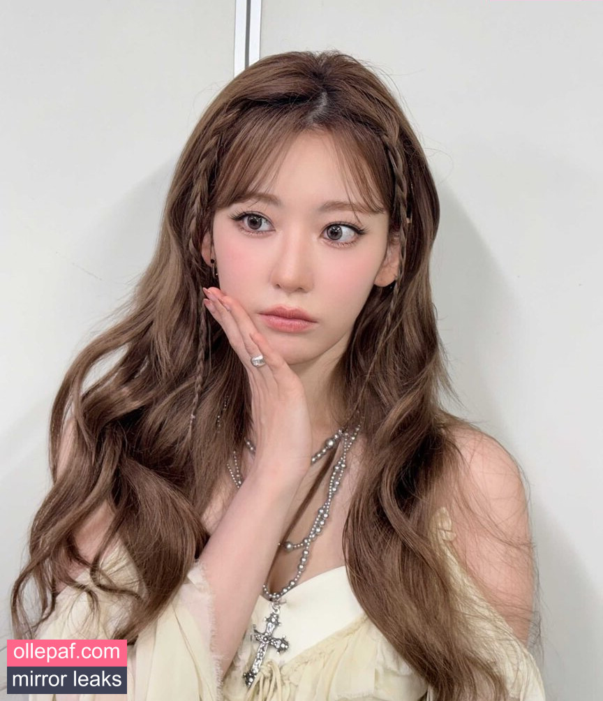 Latest Leaks Sakura Miyawaki 宮脇 咲良 Nude #7 - Fapello