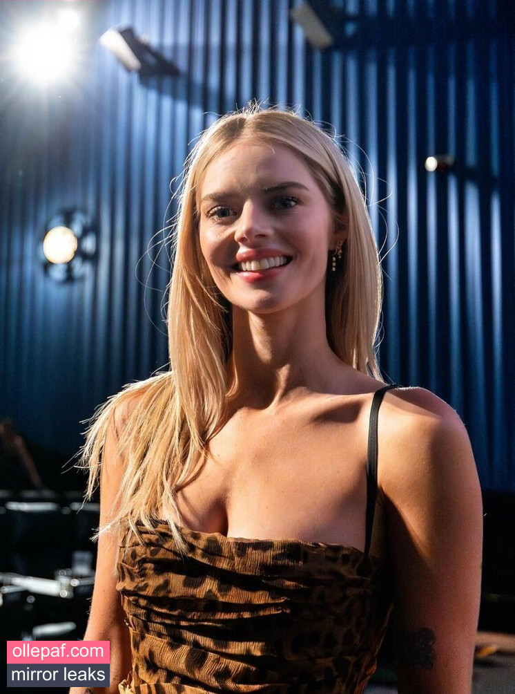 Latest Leaks Samara Weaving Nude #148 - Fapello