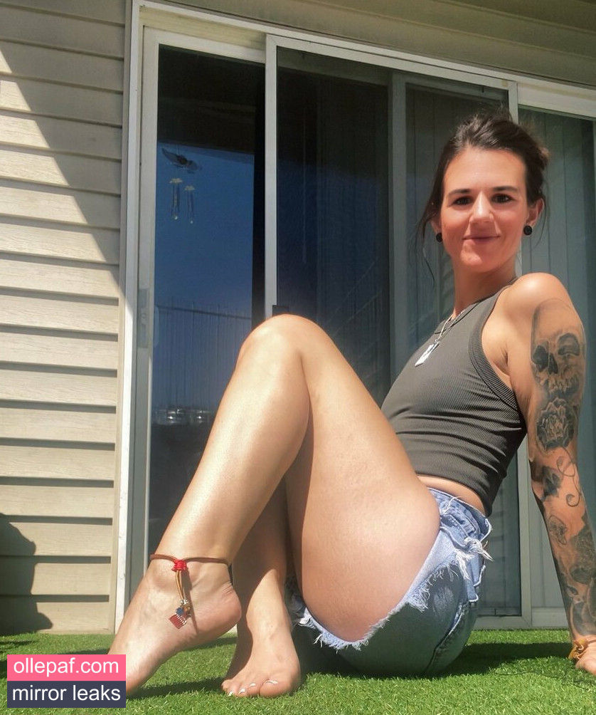 Sarah Sizzle Nude Leaks OnlyFans - Fapello