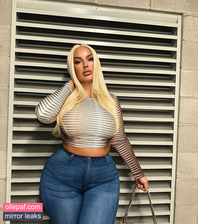 Latest Leaks Shoppingbagsara Nude #4 - Fapello