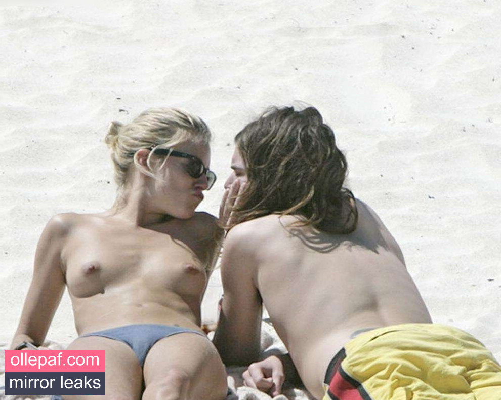 Latest Leaks Sienna Miller Nude #312 - Fapello