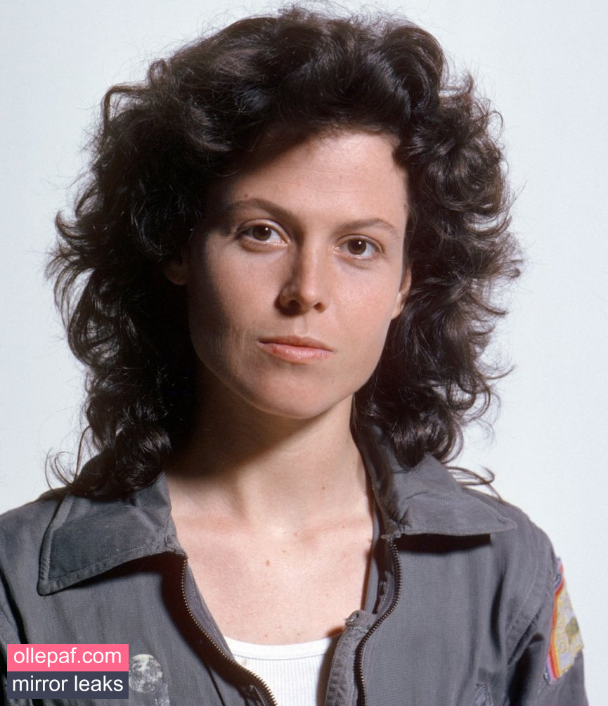 Sigourney Weaver Nude Leaks OnlyFans #70 - Fapello