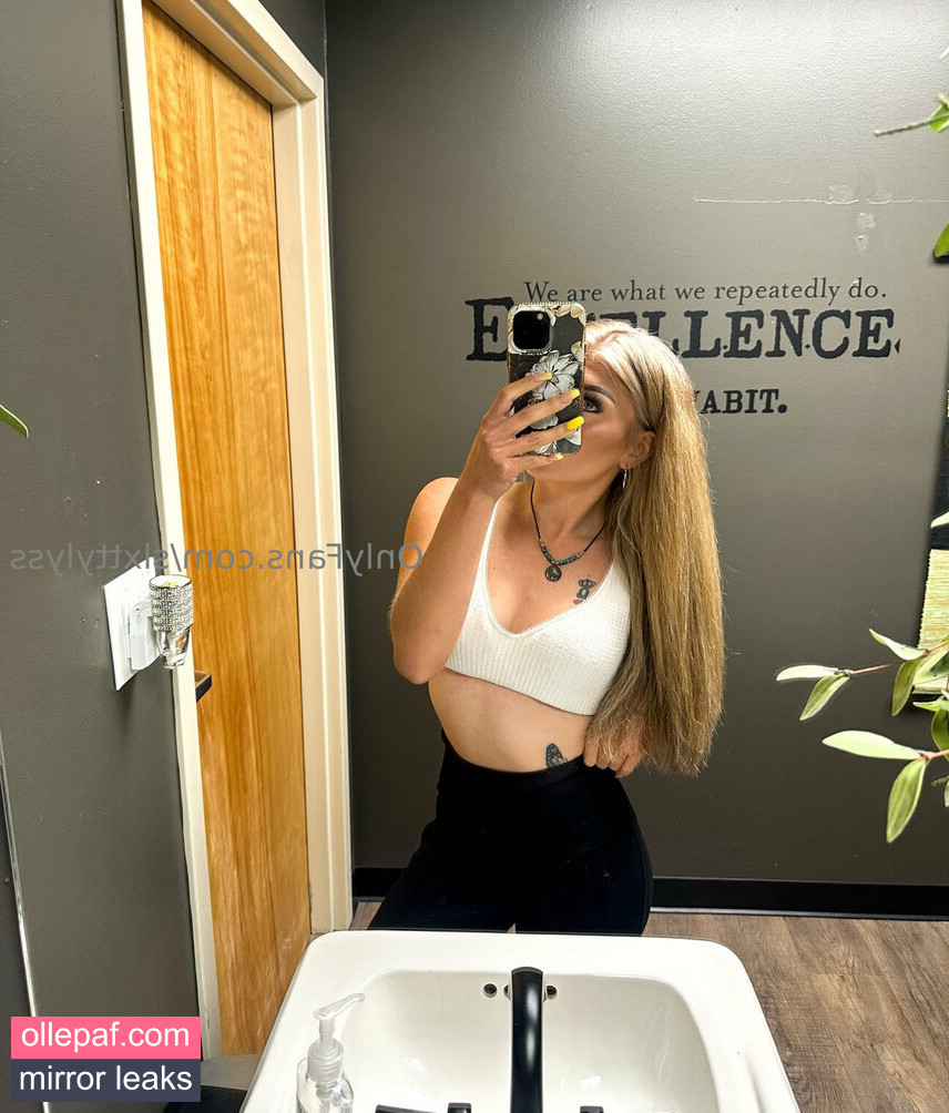 Latest Leaks Slxttylyss Nude #18 - Fapello