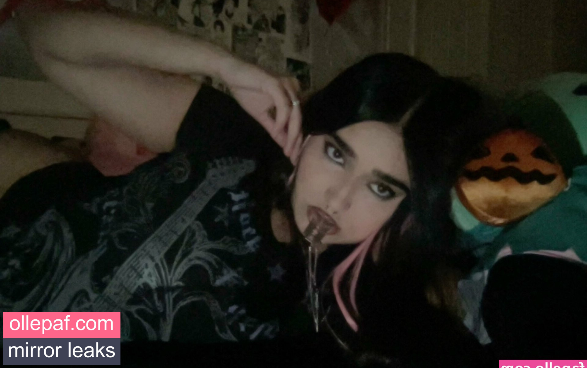 Solitudetildead Nude Leaks OnlyFans - Fapello
