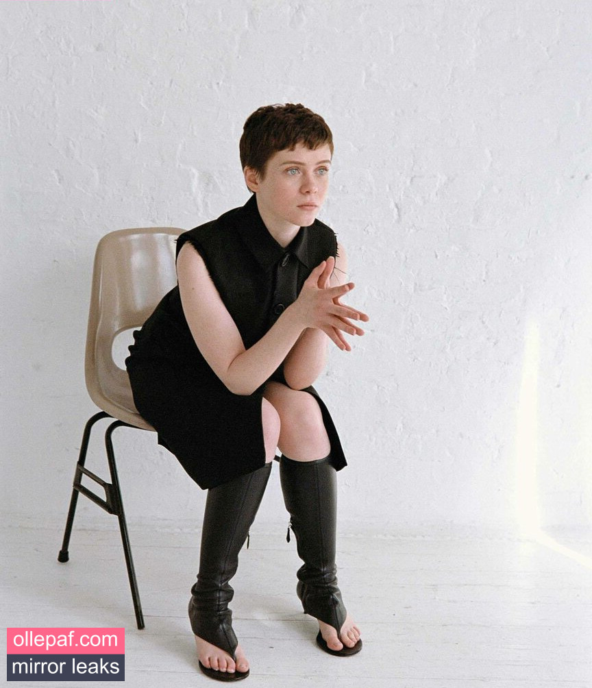 Sophia Lillis Nude Leaks OnlyFans #10 - Fapello