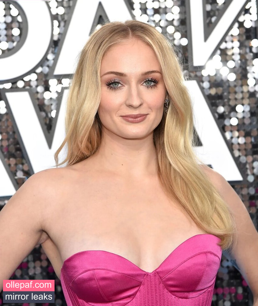 Sophie Turner Nude Leaks OnlyFans #289 - Fapello