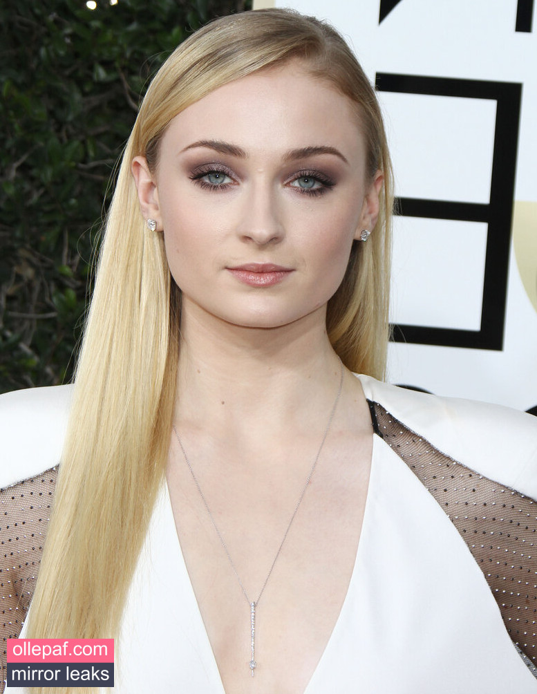 Sophie Turner Nude Leaks OnlyFans #409 - Fapello