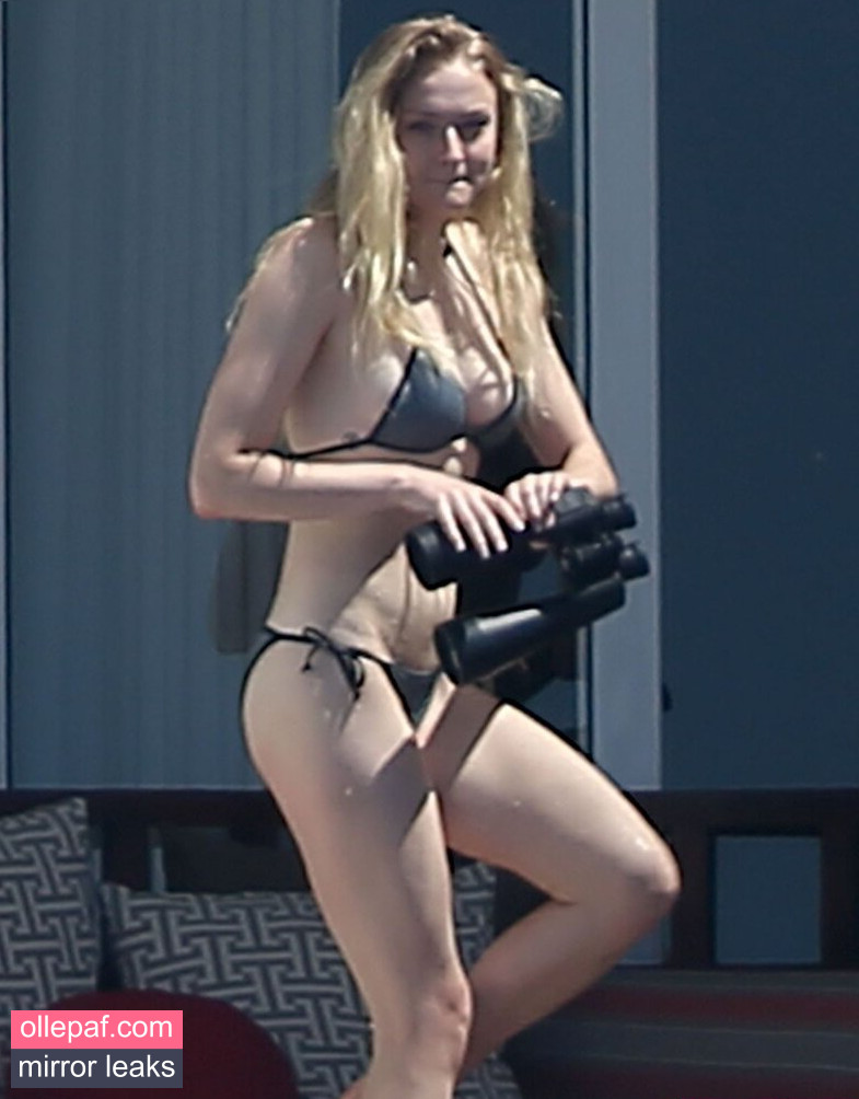 Sophie Turner Nude Leaks OnlyFans #60 - Fapello